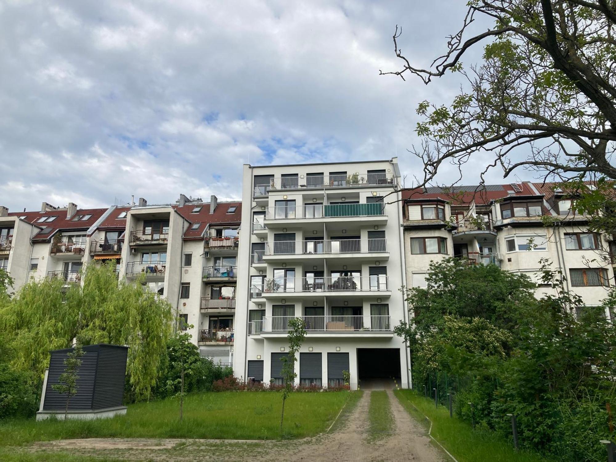 Buda Panorama Terrace Apartment Budapest Bagian luar foto